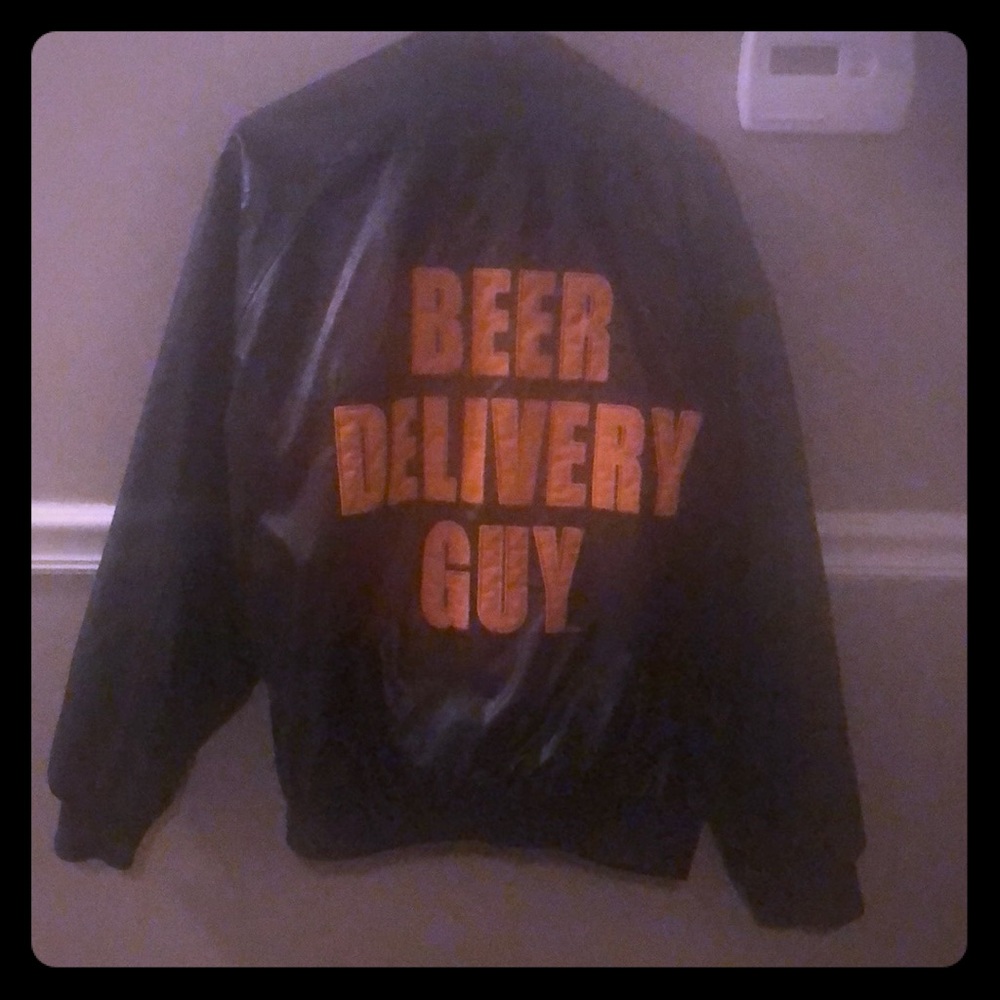 Beer Delivery Man Jacket needs zippier